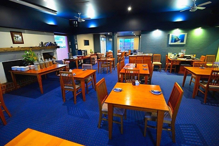Food & Drinks 4, Captain's At The Bay Hotel, Colac-Otway - South