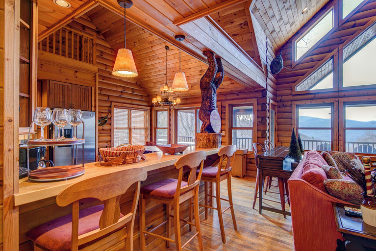 Interior 3, Four Points With Mountain Views, King With Fireplace on Main, hot Tub, pet Friendly, Watauga