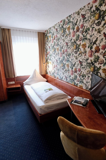 Bedroom 3, Hotel Württemberger Hof, Reutlingen