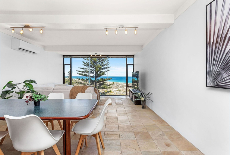Room 3, Ocean Pearl Skyviews - A Sepal Stay, Stirling