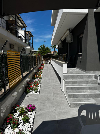 Others 5, Golden Sands, East Macedonia and Thrace