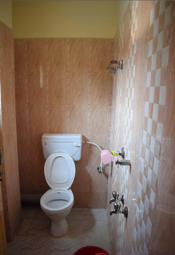 Bathroom 4, The Imperial Hotel, Gomati