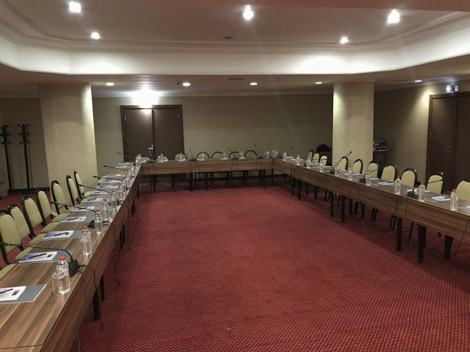 2, Grand Halic Goldenhorn, Beyoğlu