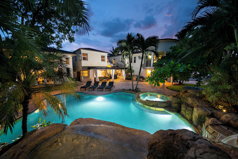 Exterior 2, Villa Justina, Miami-Dade