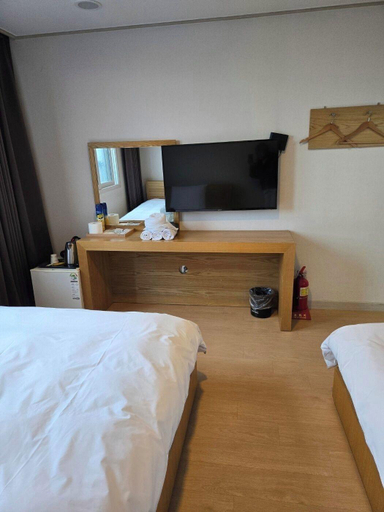 Bedroom 3, Hallim Zamong Hotel Jeju, Jeju