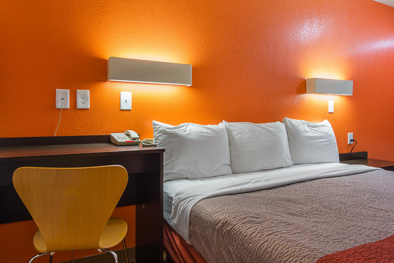 Bedroom 4, Motel 6 Tucker, GA - Atlanta Northeast, DeKalb