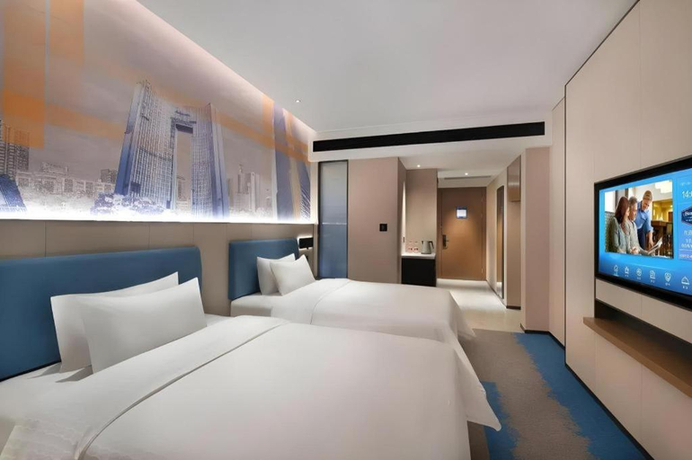 Bedroom 2, Hampton by Hilton Dongguan Dalang, Dongguan