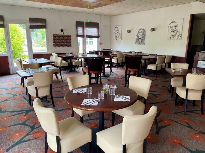Food & Drinks 4, Brit Hotel Nantes St Herblain - Le Kerann, Loire-Atlantique