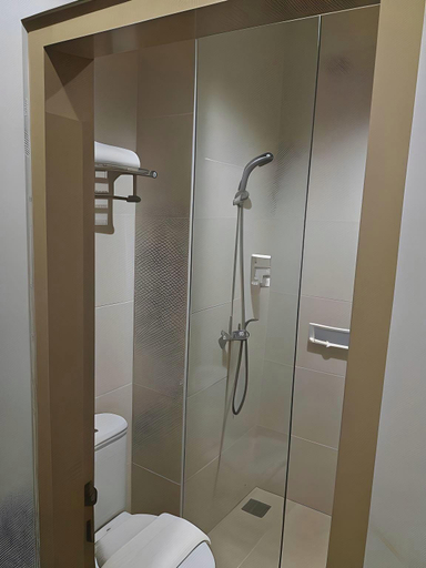 Bathroom, Cordela Hotel Pangkal Pinang, Bangka Tengah