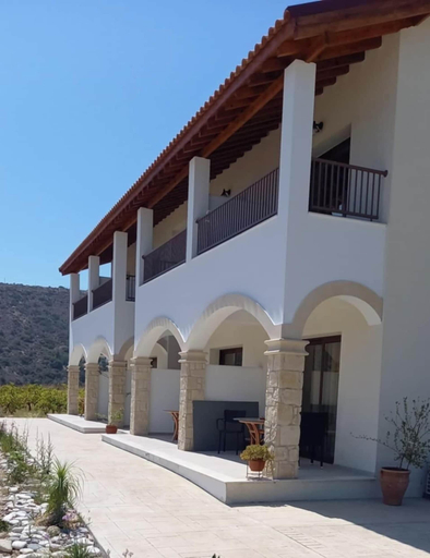 Front of property, Vina Oliva Resort