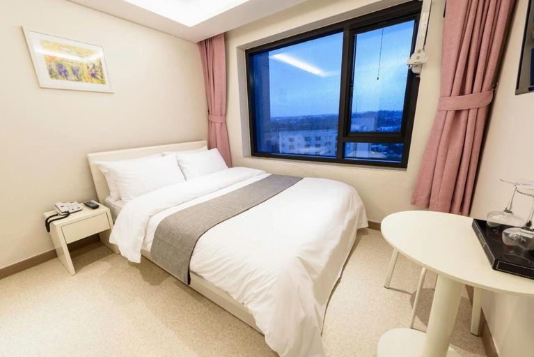 Bedroom 3, Rezion Hotel, Seogwipo