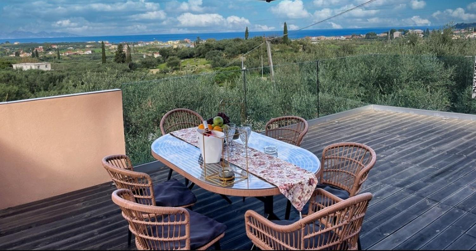 Others 4, Villa De La Vita, Alykes, Ionian Islands