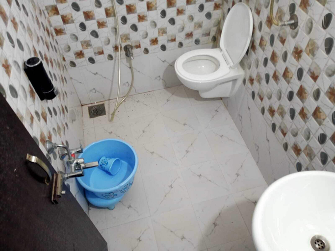 Bathroom 3, Labh Hotels Morbi, Morbi