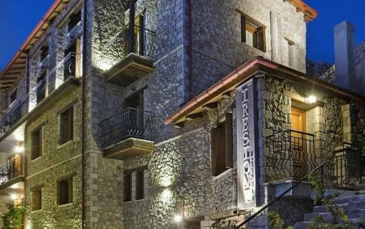 Exterior & Views