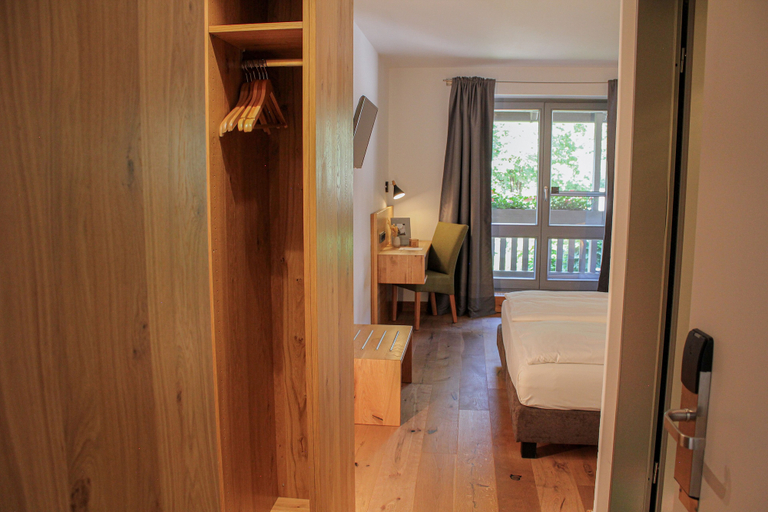 Bedroom 4, Schloss Hohenkammer, Freising