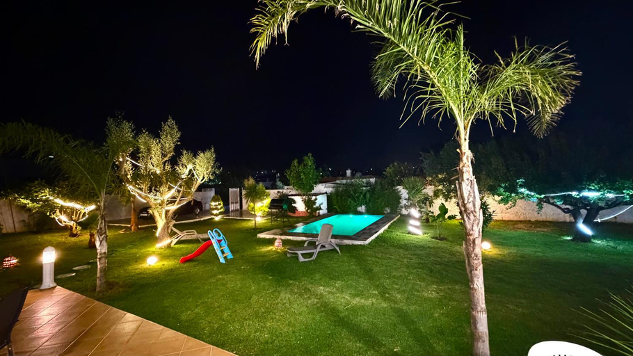 Sport & Beauty 2, Luxury Villa with Pool & Garden5km from Cabo, Tétouan