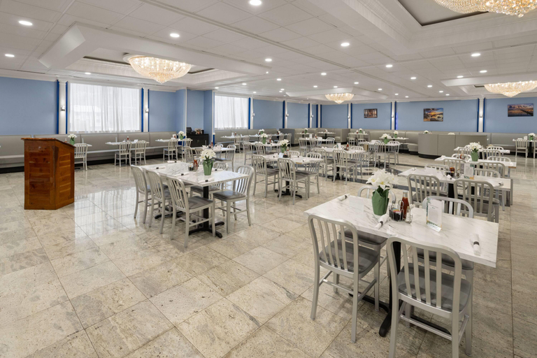 Food & Drinks 5, Tesla Biohealing Wellness Hotel & Resort Ramada, Butler