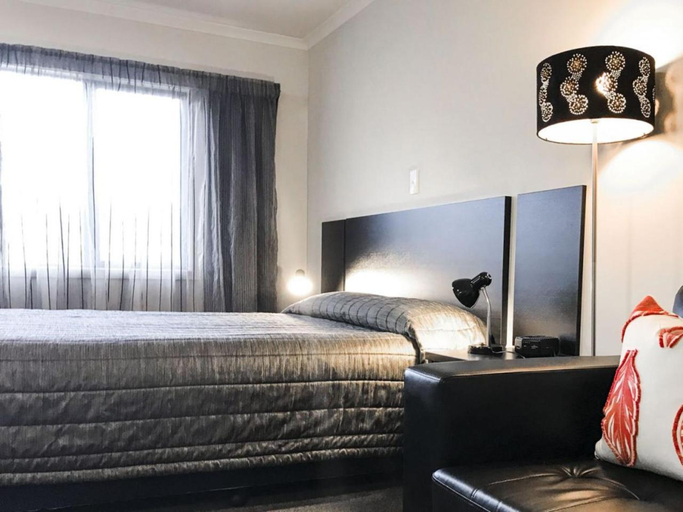 Bedroom 2, Harbour View Motel, Timaru