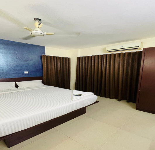 Room 2, Tyche Stays, Thiruvananthapuram