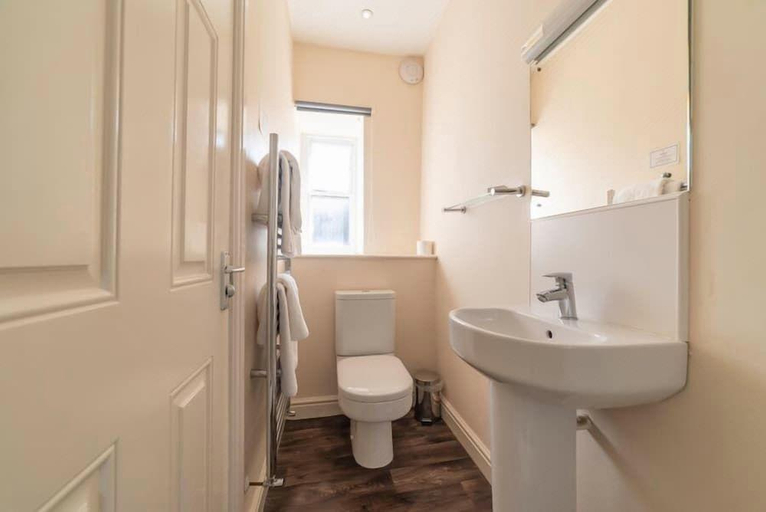 Bathroom 4, The Lamplighter Hotel, Cumbria