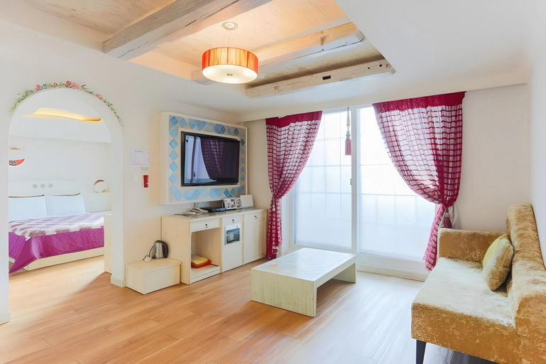Bedroom 2, Anmyeongdo Oshu, Taean
