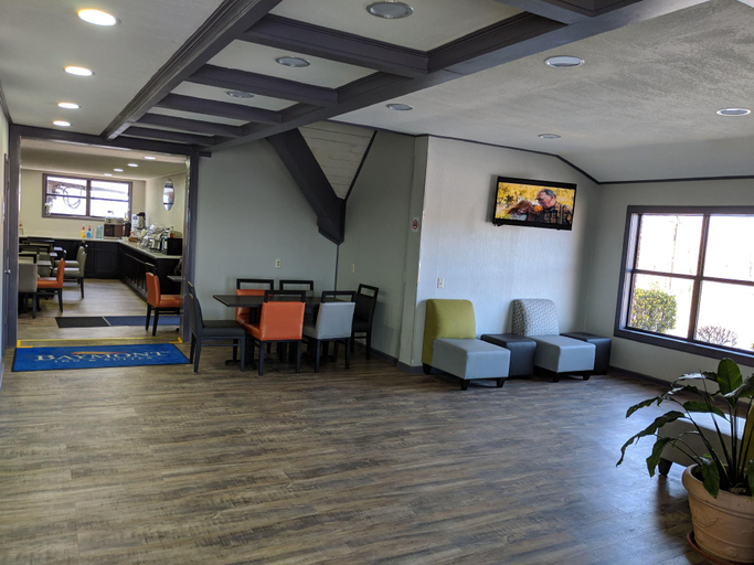 Public Area 3, Baymont by Wyndham Cookeville, Putnam