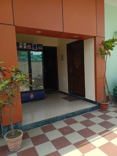 Exterior & Views 2, Hotel Chaitanya Inn, Varanasi
