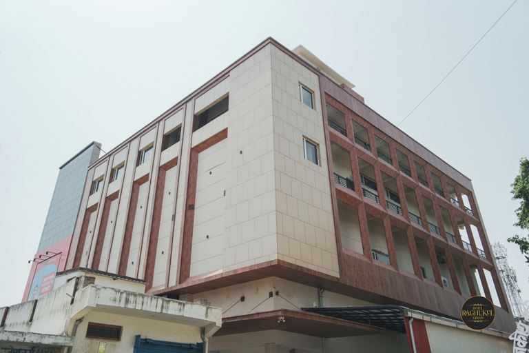 Exterior & Views 2, Hotel Raghukul Grand, Azamgarh
