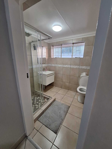 Bathroom 5, Rams Blissful Guest House, Bojanala