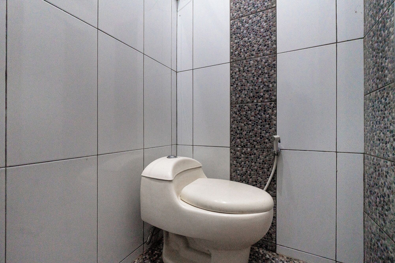 Bathroom 4, Barusen Hills By BHATARA, Bandung