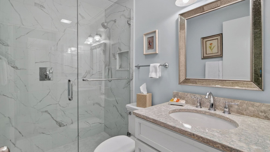 Interior 5, 35 Beach Club Villa by Avantstay Oceanfront + Views, Charleston