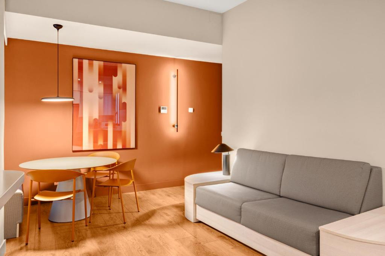 Public Area 2, B&B Apartamentos Madrid Centro Fuencarral 46, Madrid