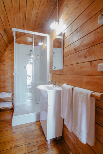 Bathroom, Moment's in Nature Vineyard Bungalows Pool & Jacuzzi, Palmela