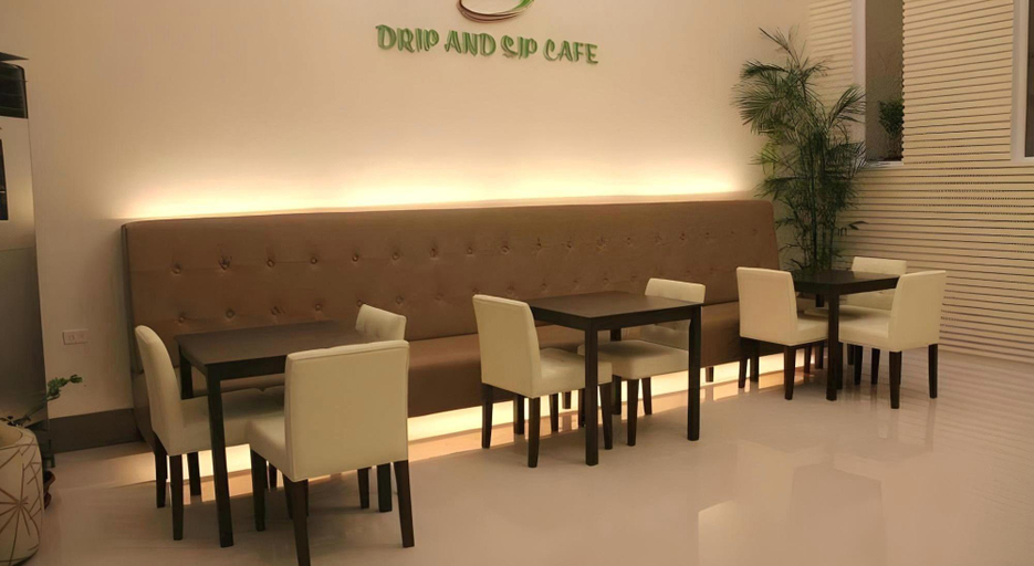 Food & Drinks, Manhattan Suites Inn, Dumaguete City