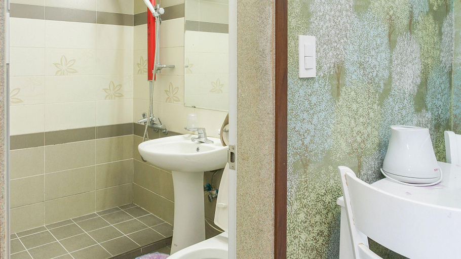 Bathroom 5, Sokcho Yeonho Resort Seoraksan Hotel and Condo, Sokcho