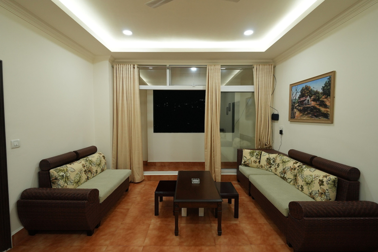 Living area, Quality Inn, Aizawl