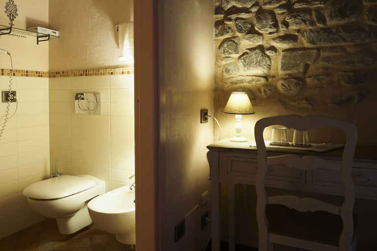 Bathroom 5, Locanda Osteria Marascia, Lecco