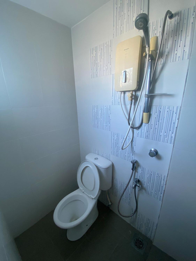 Bathroom 3, Bright Apartment in Klebang, Kinta