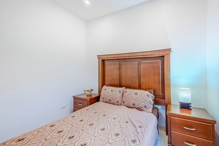 Room 2, Dog-friendly Villa With Heated Outdoor Pool, Hot Tub, Streaming, Balcony, Grill, Tijuana