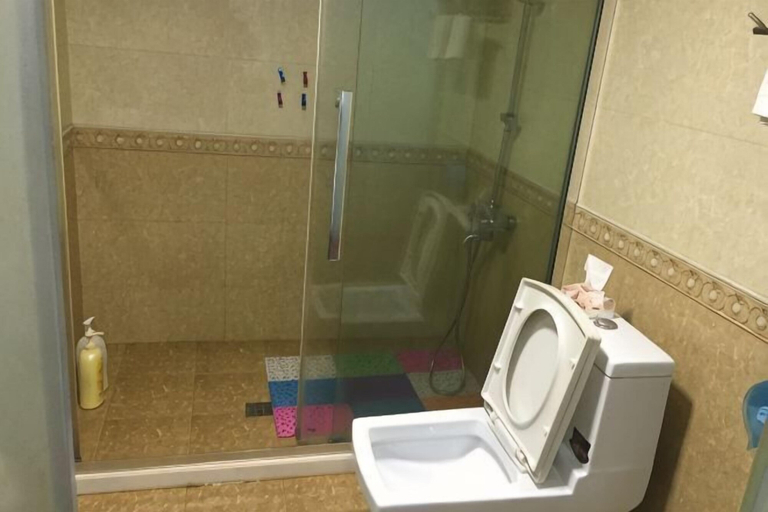 Bathroom 5, Kangchao Hotel, Yueqing, Wenzhou