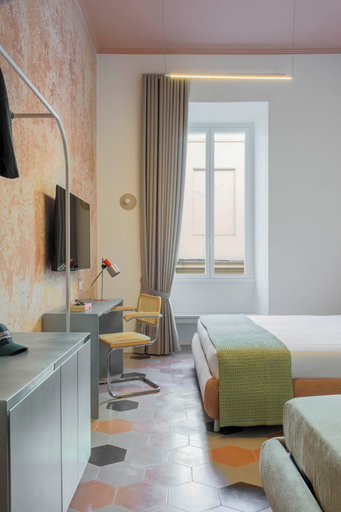Room 5, Ehi Colosseo, Rome