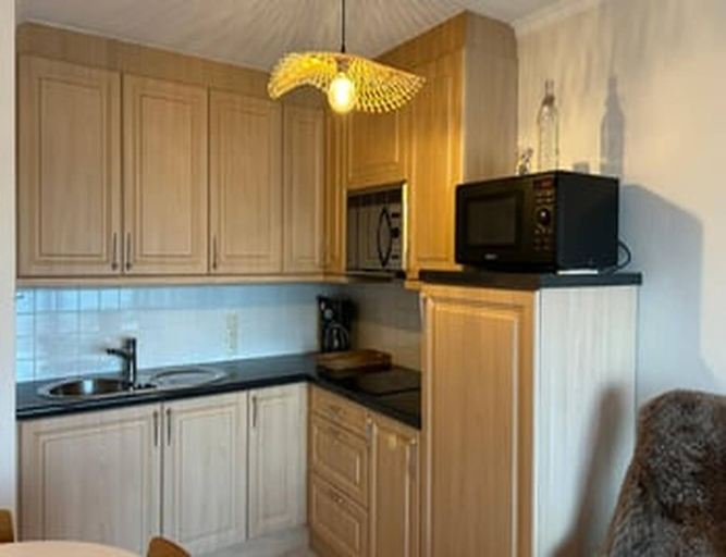 Private kitchen 5, Stunning Seaview Apartment With Balcony, West-Vlaanderen