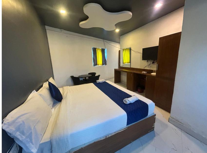 Bedroom 2, Infinity Beach Stays, Viluppuram