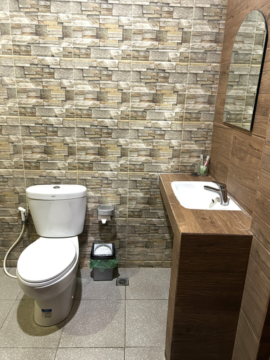 Bathroom 5, balimas guest house, Gianyar