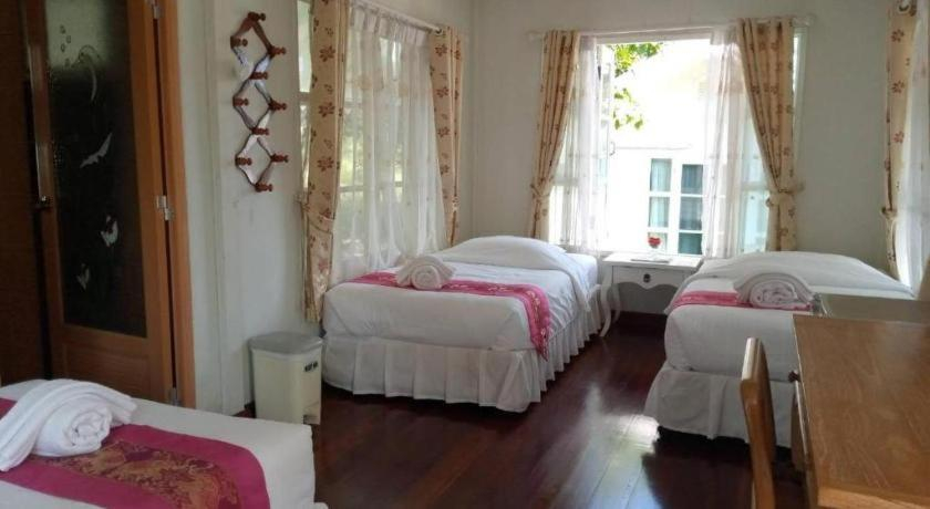 Bedroom 2, Khaokor Whitehome Resort, Khao Kho
