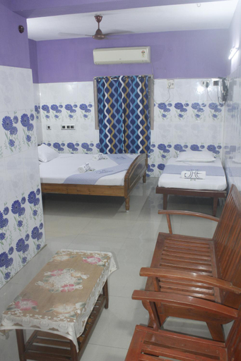 Bedroom 5, Hotel Eswara Temple Stay, Thanjavur