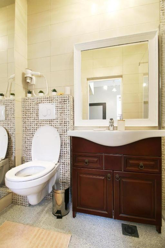 Bathroom 3, La Casa, Sibiu