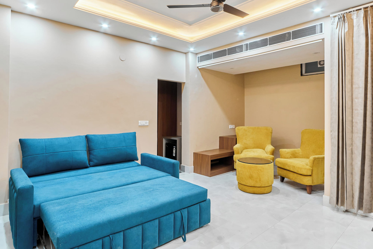 Living area, Hotel Saathviik99, Tehri Garhwal