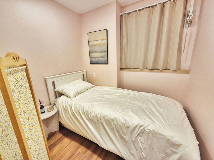 Bedroom 3, Mozzi Hostel, Dong