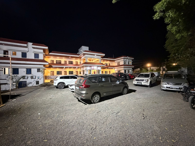 Exterior 5, Hotel Majestic Inn, Aurangabad